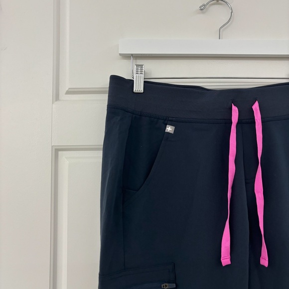 NEW Figs Night Sky Zamora Jogger Scrub Pants - Picture 7 of 7